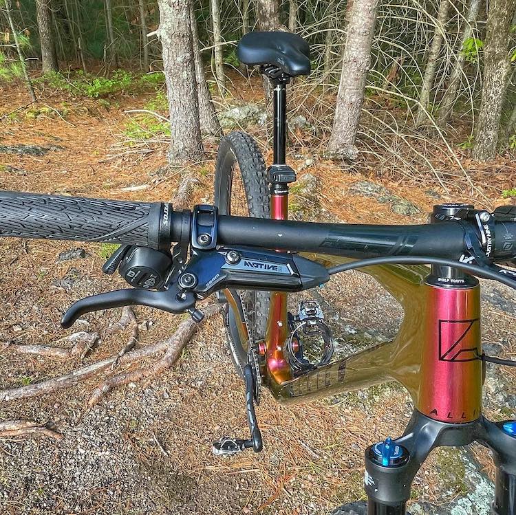 Front view of Allied Mountain Bike