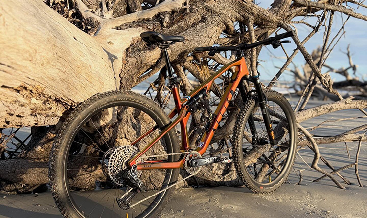 Allied MTB on the beach